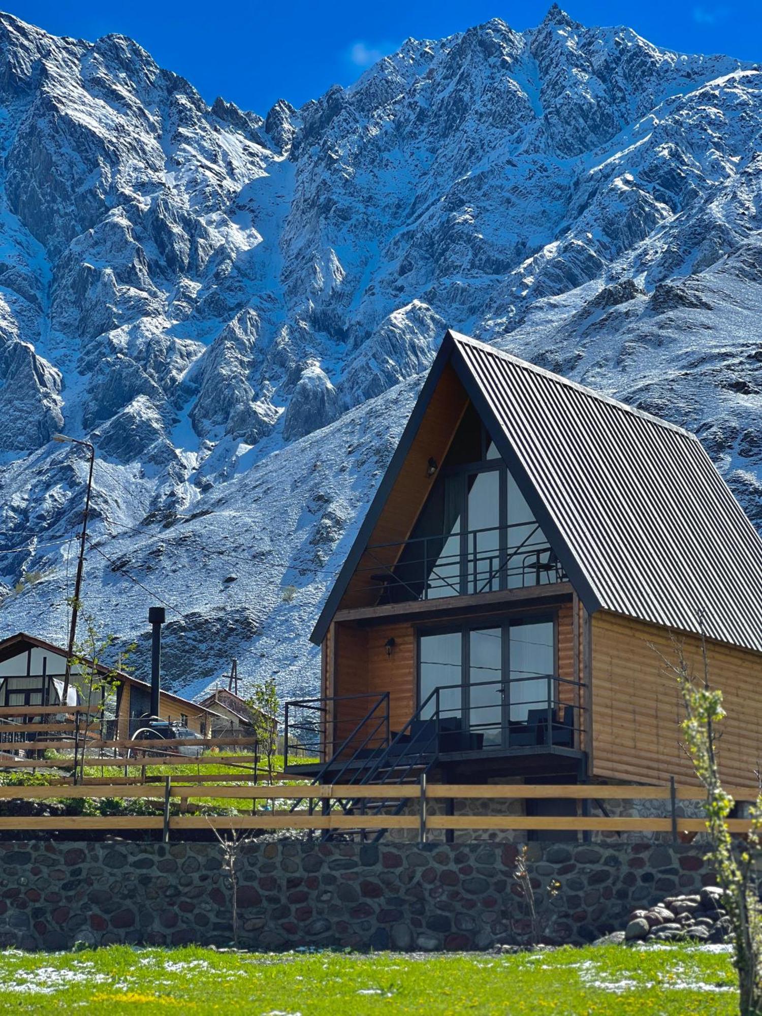 Sunset Cottage Kazbegi Eksteriør bilde