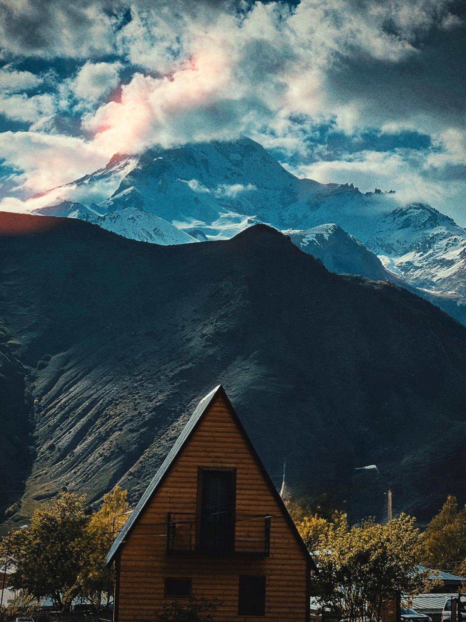 Sunset Cottage Kazbegi Rom bilde