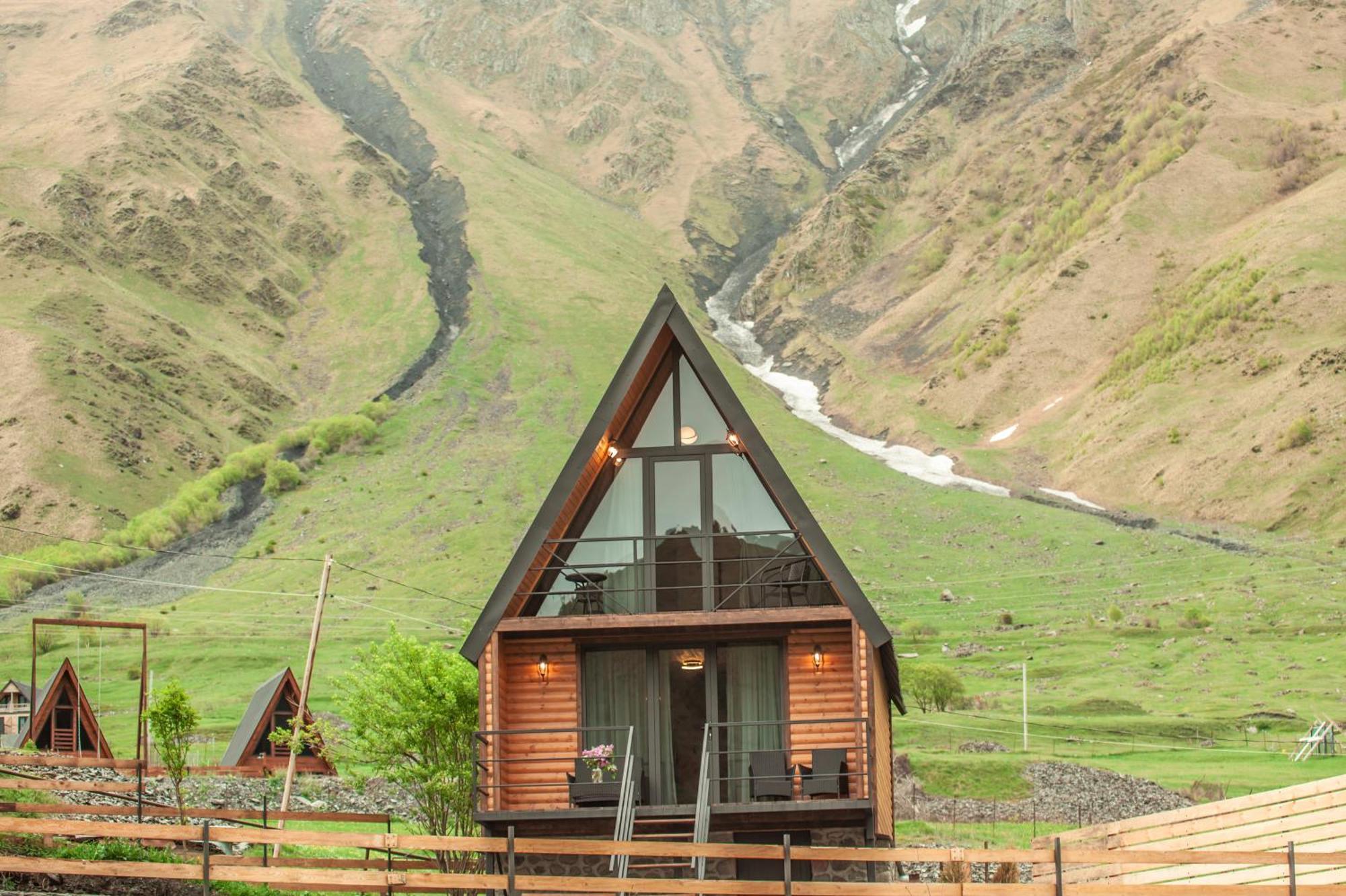 Sunset Cottage Kazbegi Eksteriør bilde